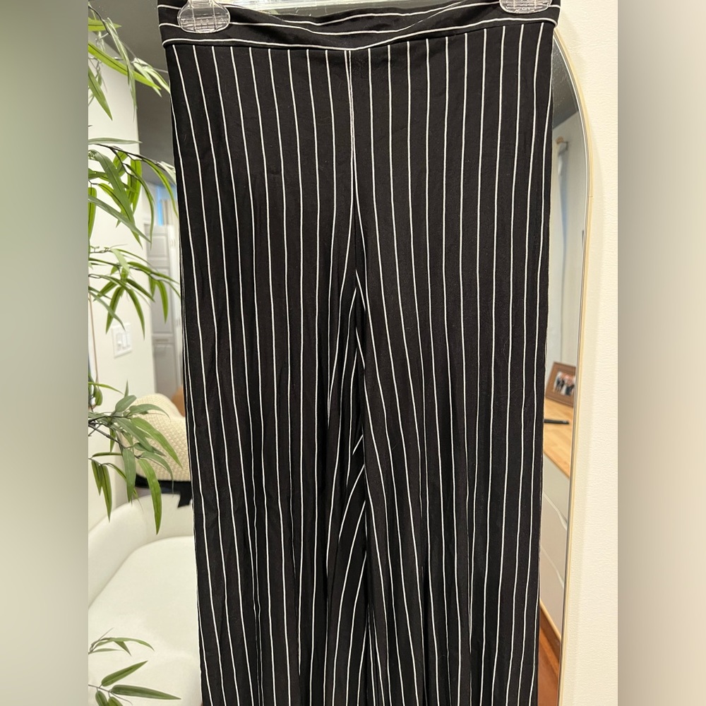NWT- Black & White stripe flare pant - Picture 2 of 4